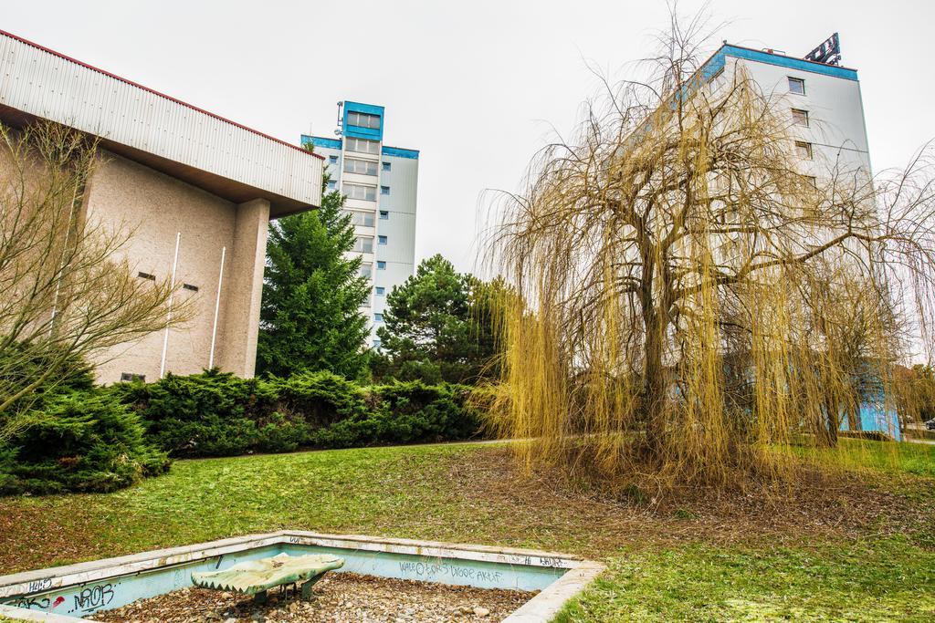 Hostel Kolej Hostivar